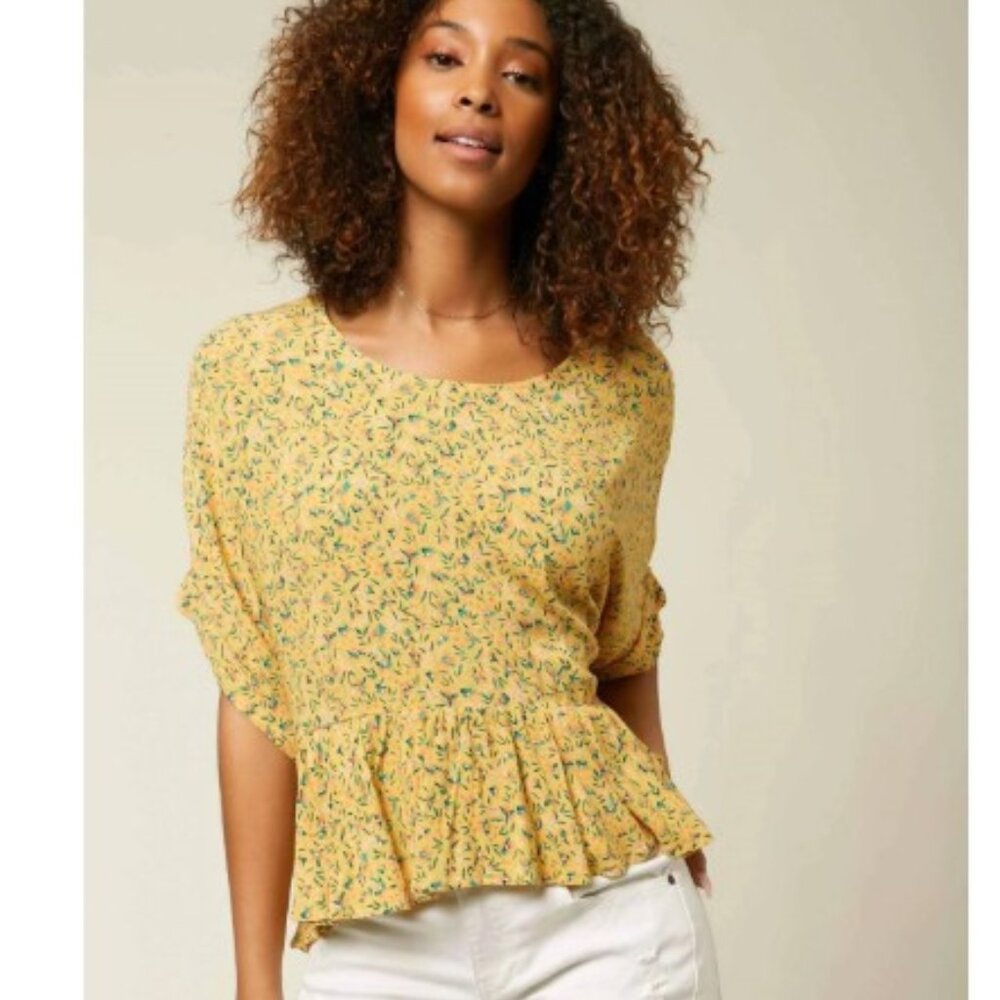 O'Neill Brand Yellow Floral Print Peplum Wynde Top Size Small Boho Flowy Shirt